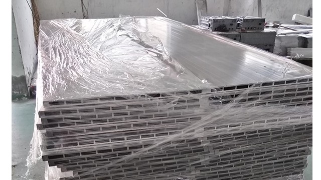 摩擦攪拌焊接機(jī)-新能源汽車電池托盤(pán)生產(chǎn)