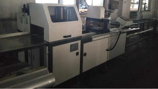 講解鋁圓管鋸切機(jī)組裝的第四步！