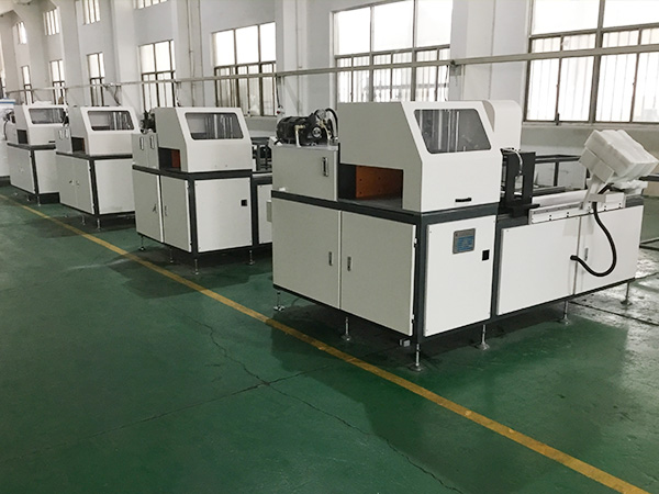 安裝鋁材自動切割機中導軌應注意些什么？-科鼎數(shù)控