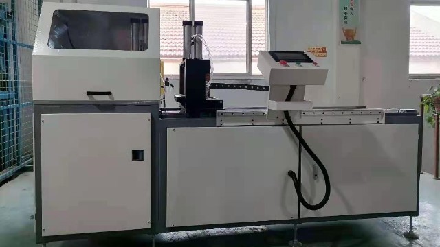 科鼎數(shù)控工業(yè)鋁型材自動鋸的優(yōu)點有哪些？