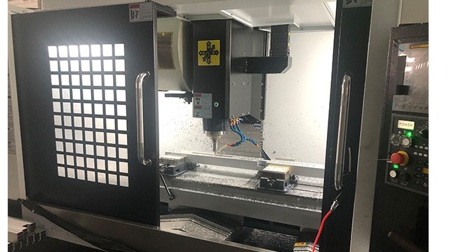 從事cnc數(shù)控加工中心機(jī)床的工資有多少？有前途嗎？ 