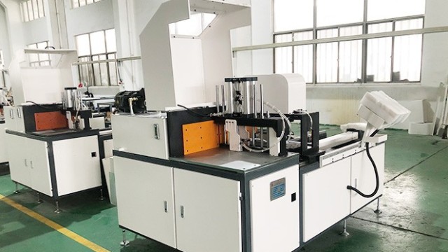 鋁型材自動(dòng)切割機(jī)鋸切誤差大的原因是什么？-科鼎鑫