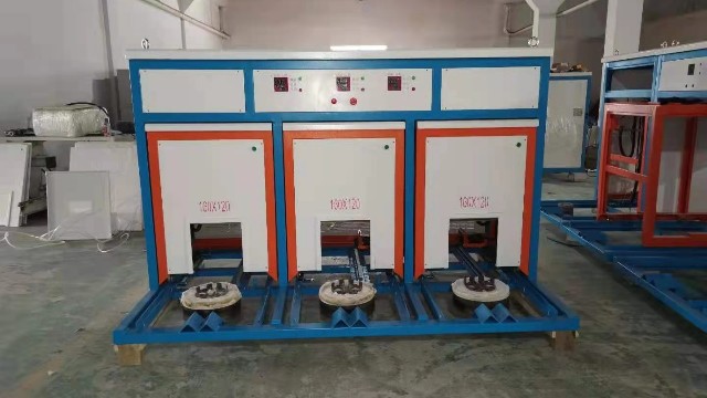 您知道科鼎電磁模具加熱爐的功能有哪些嗎？