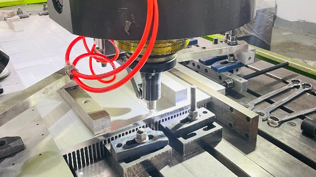 攪拌摩擦焊過程，是這么操作的嗎？-科鼎鑫數(shù)控